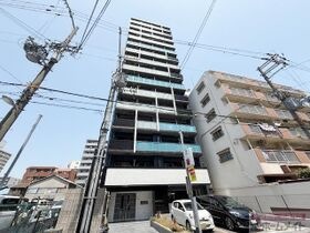 プレサンス大国町ブライスの外観