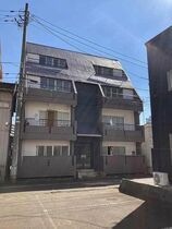 アイリスフォート南の外観