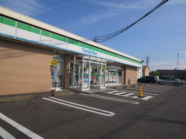 ファミリーマート一宮森本店