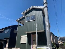 開明郷中戸建借家 C棟の外観
