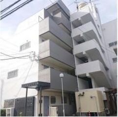 写真：まるよマンションの外観