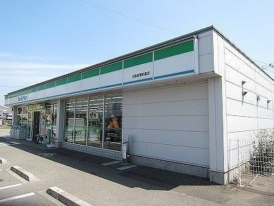 ファミリーマート北島町東中道店