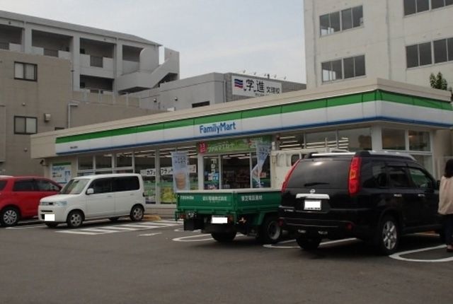 ファミリーマート徳島山城西店