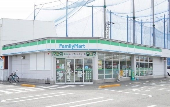 ファミリーマート南沖洲店
