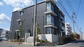 徳島市南二軒屋町新開の外観