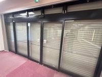 店舗正面出入り口