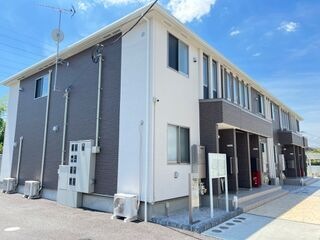 写真:岐阜市薮田西O様2期新築アパートの外観