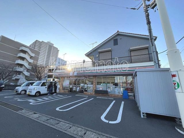 写真：セブンイレブン草加瀬崎1丁目店
