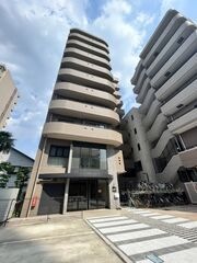写真：La Vita谷塚駅前Ⅱ（ラヴィータ谷塚駅前Ⅱ）の外観