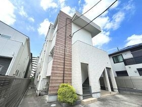 CB大宮サルースの外観