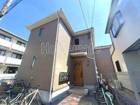 草加市氷川町の外観