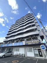 リレント谷塚の外観