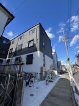 ルテラ氷川町の外観