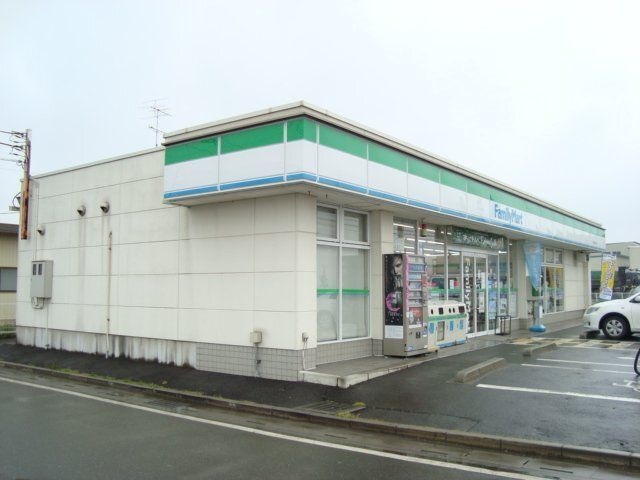 写真：ファミリーマート丸栄屋久下戸店