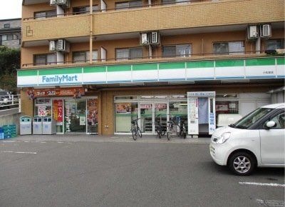 ファミリーマート小松島店