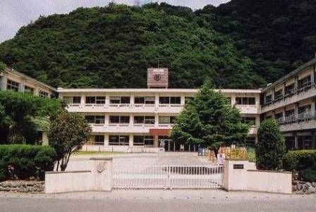 吉田小学校