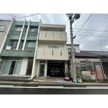 メゾンよ志秀の外観