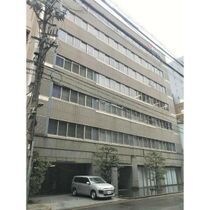 三邦ホールディングスビルの外観