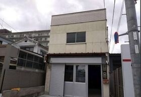 吉祥院仁木ノ森倉庫・作業場の外観