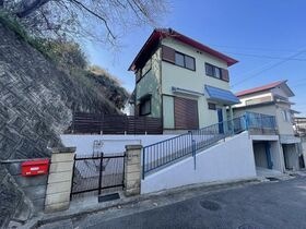 鉢ケ峯寺戸建の外観
