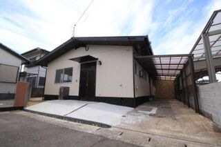 写真：児島塩生平屋の外観