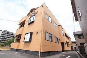オアシス参番館の外観