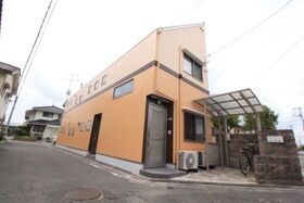 オアシス伍番館の外観