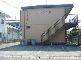 ハイツ千代の外観